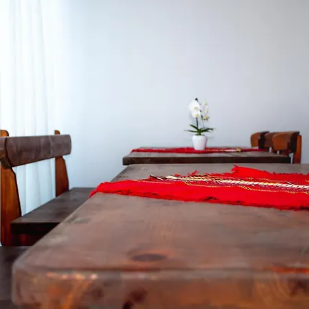 בית הארחה орбелус בנסקו