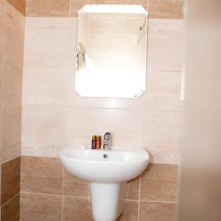 בית הארחה орбелус בנסקו